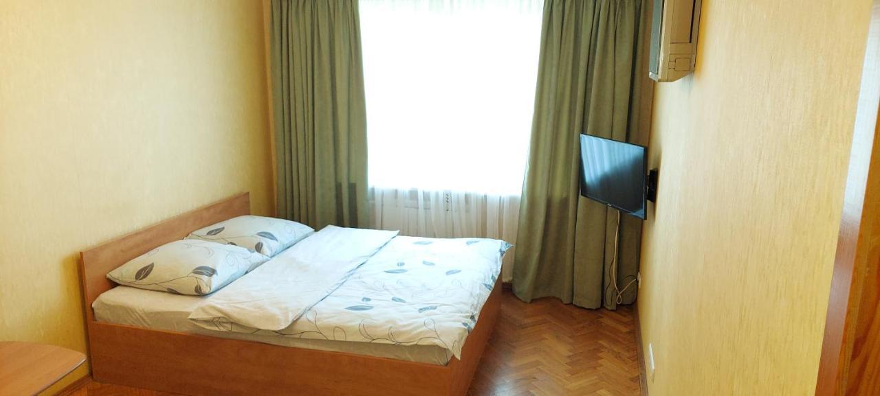 Apartment On Patriarkha Mstyslava Skrypnyka Street Kyjev Exteriér fotografie